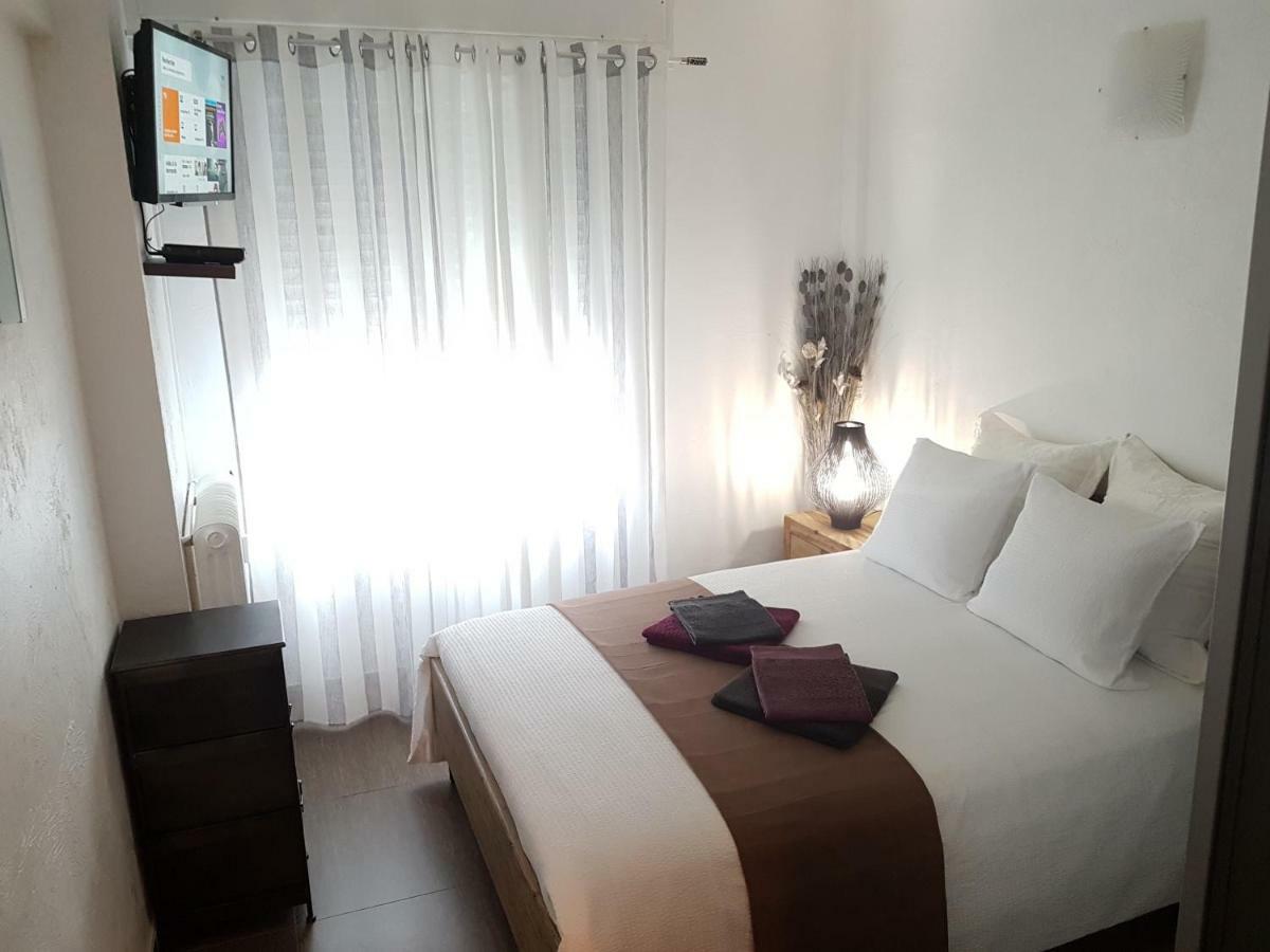 Bed and Breakfast Les Pieds Dans L'Eau Nizza Exterior foto