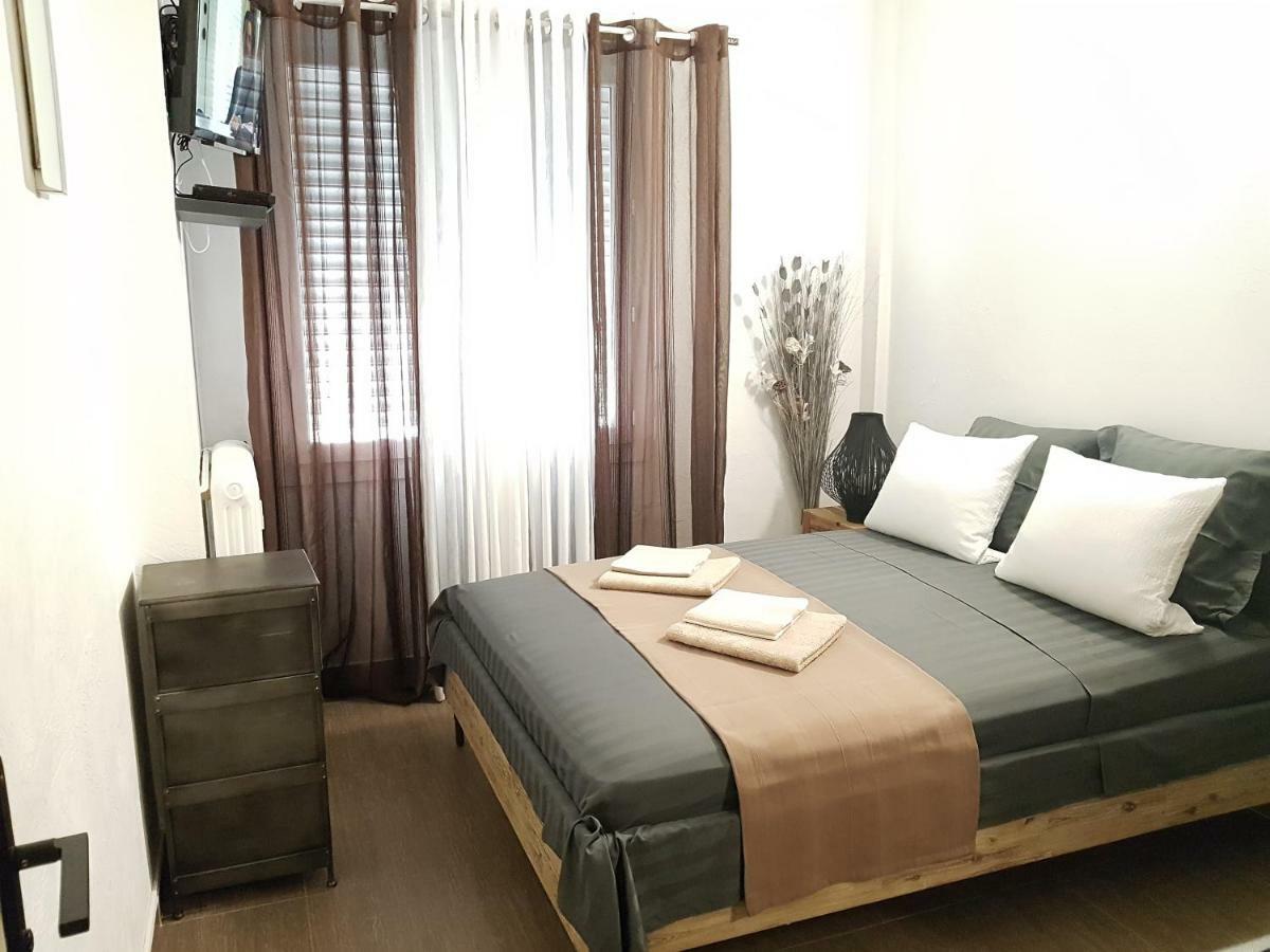 Bed and Breakfast Les Pieds Dans L'Eau Nizza Exterior foto